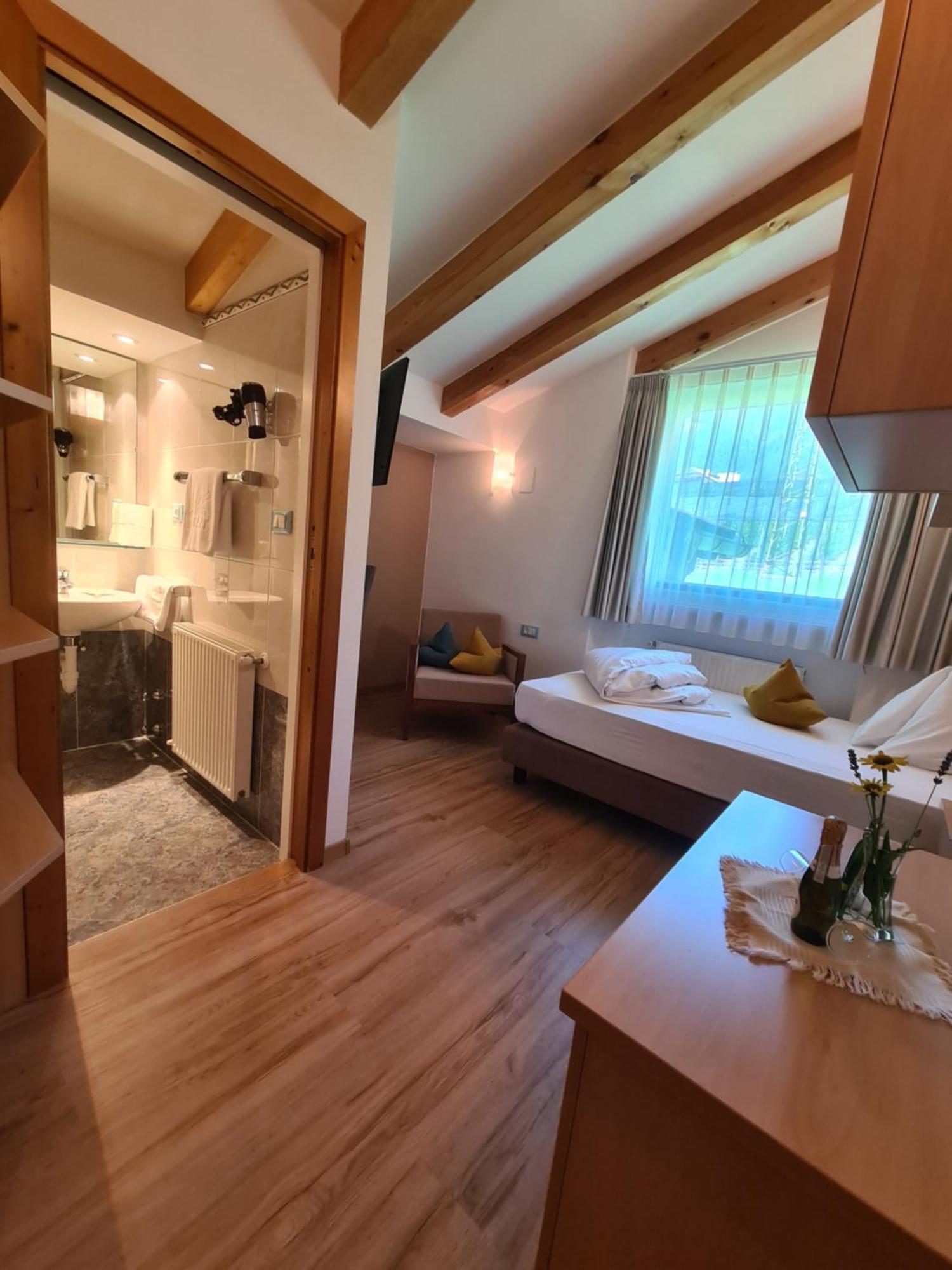 Appartementhaus Residence Hirzer Tirolo Bagian luar foto